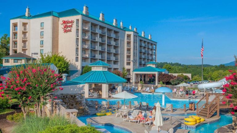 Water Park Hotels for Kids in Tennessee