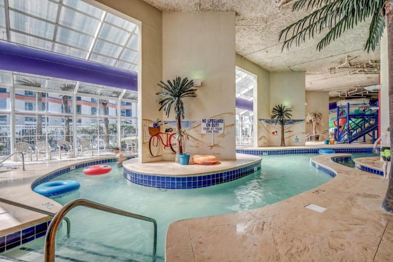 Hotels and Resorts with Pools and Water Parks in Myrtle Beach