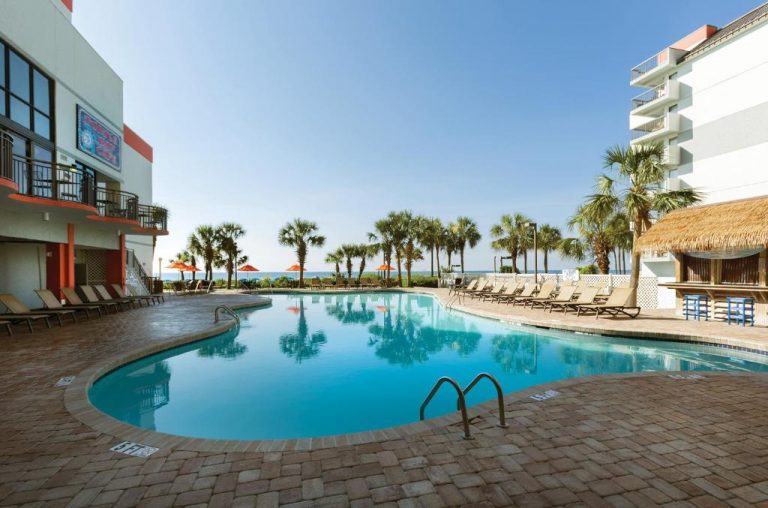 Hotels with Water Slides for Kids in Myrtle Beach