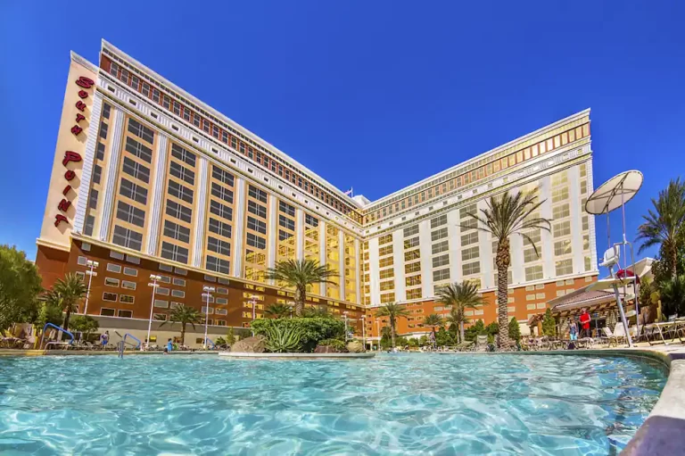 Family Hotels and Resorts in Las Vegas