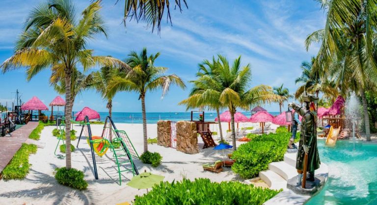 Resorts for Family Vacation with Kids in Cancun