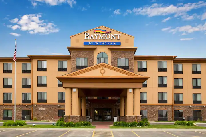 Baymont Inn and Suites near Indy Island