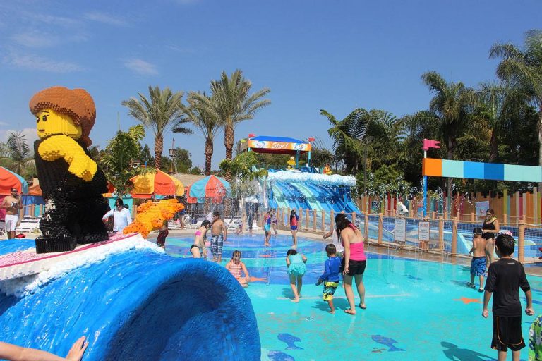 Outdoor Water Parks for Children in Los Angeles