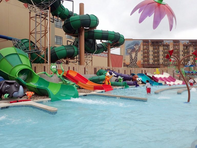 Outdoor Water Parks for a Family Vacation in Pennsylvania