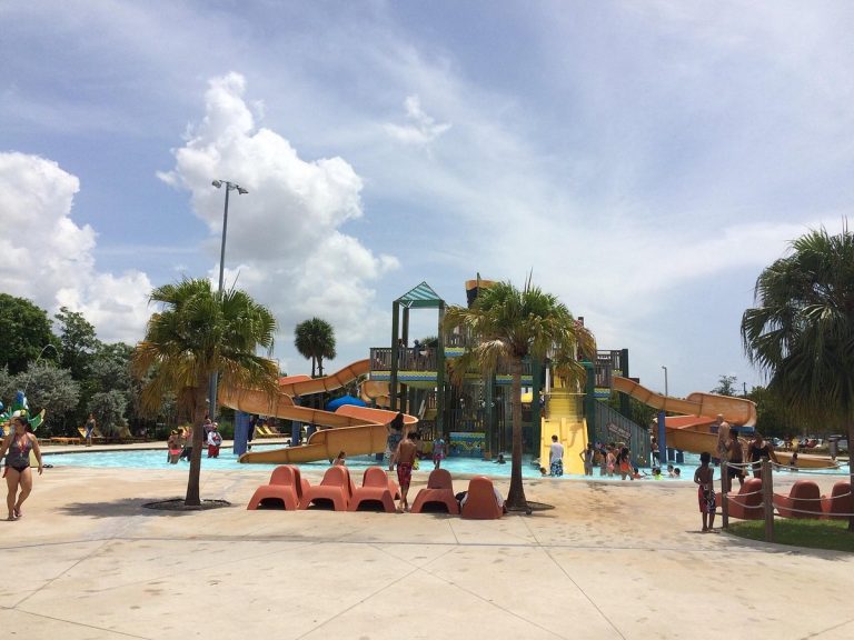 Outdoor Water Parks in Miami