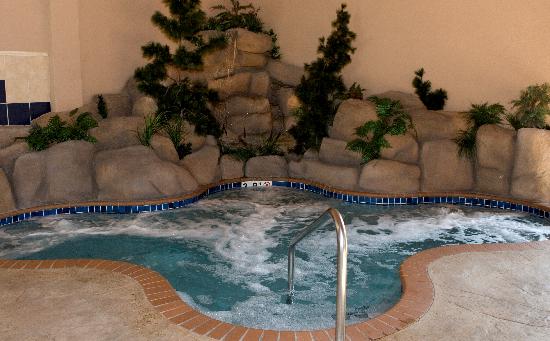 roomy-hot-tub-with-waterfall