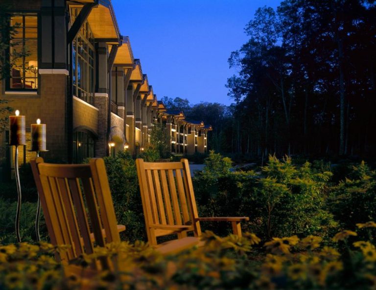 The Lodge at Woodloch 1