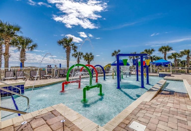 Beachfront hotels and resorts in MYRTLE BEACH