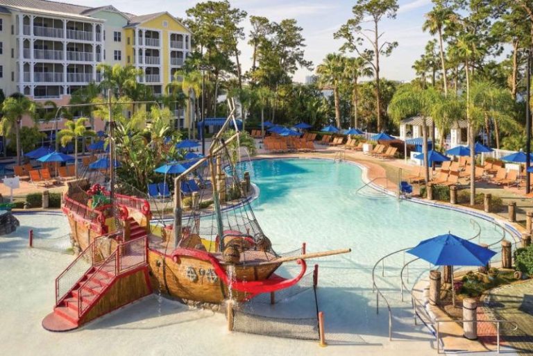 Resorts and Hotels with Water Parks in Florida (4)